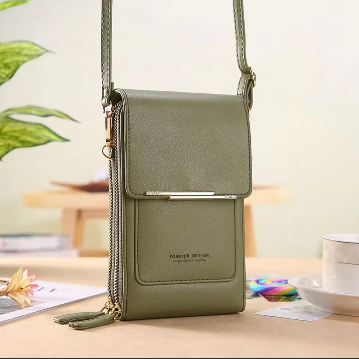 Cel phone multi-pocket bags