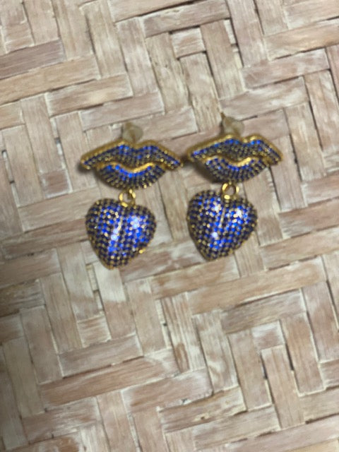 Love & Kisses Earrings