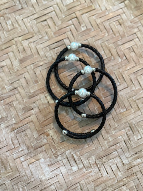 Colored Bangles with Pearl