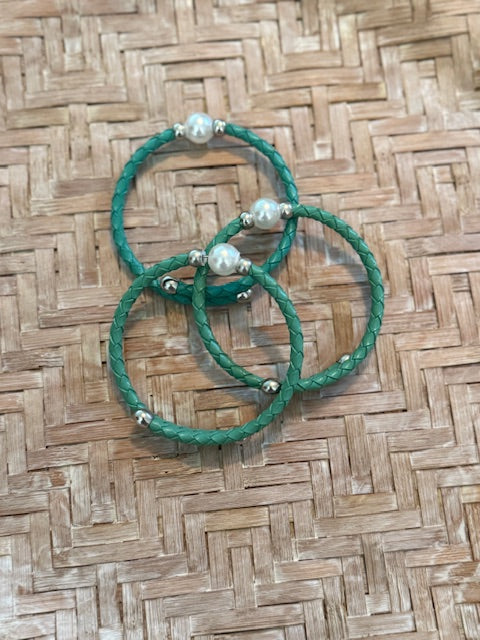 Colored Bangles with Pearl